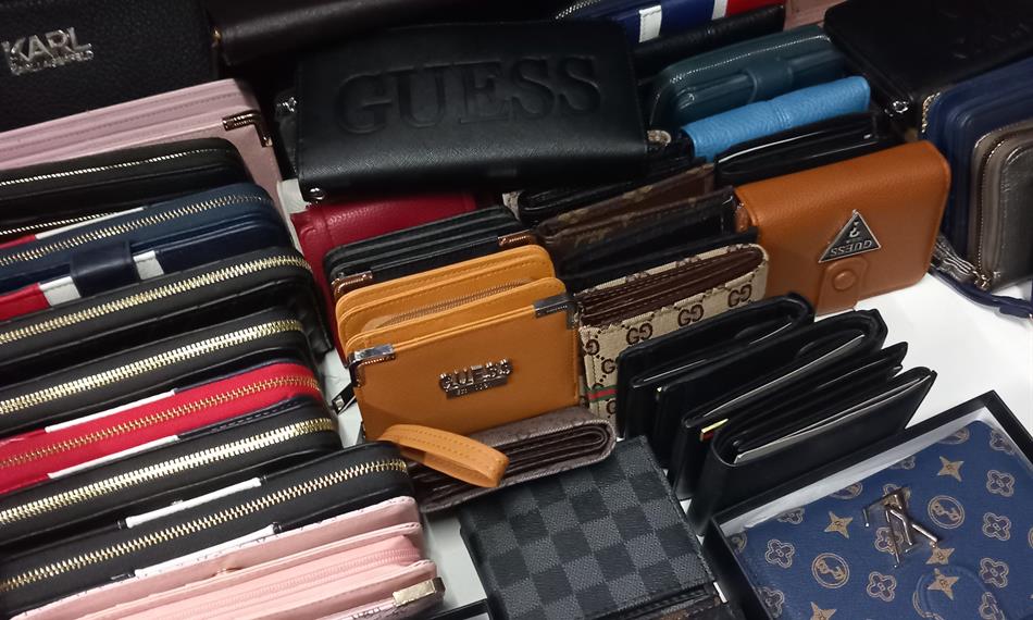 nabídka bohatá ale falešná